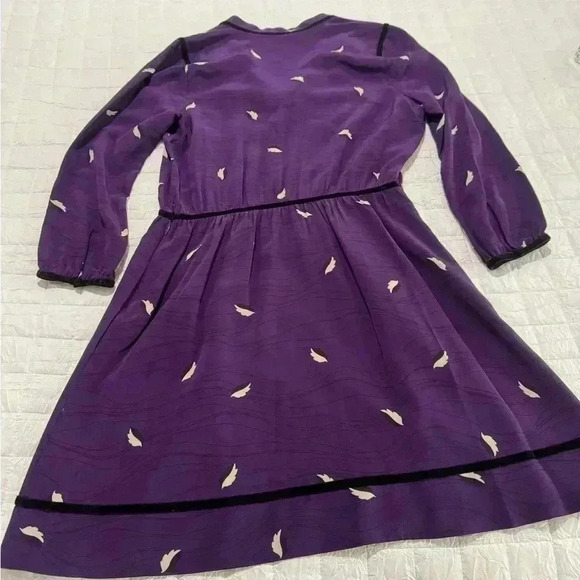 Juicy Couture Women’s Long Sleeve 100% Silk Purple Dress Feather Trimmed Sz 8 - Picture 8 of 8